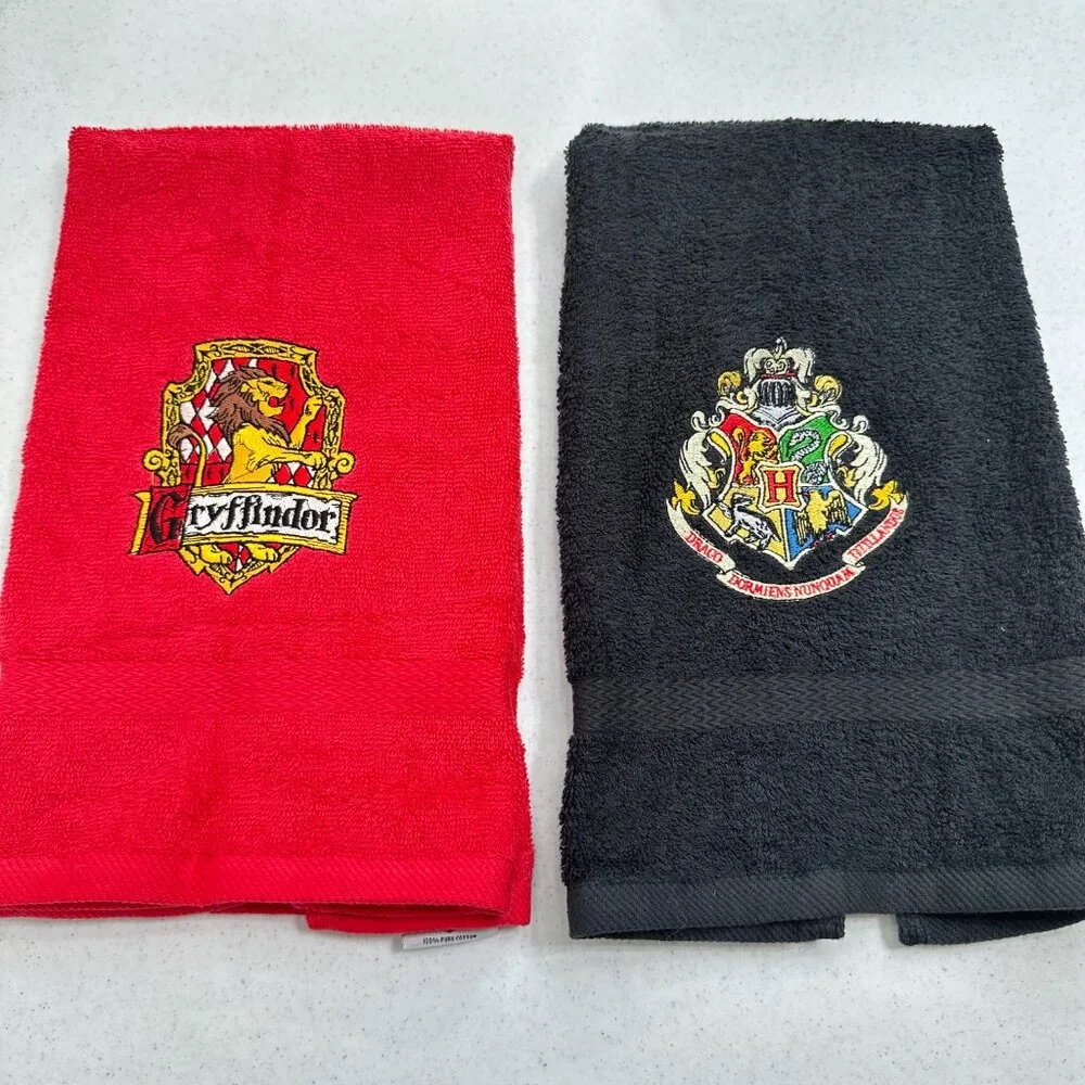 Harry Potter Towels Embroidered Gryffindor Hand Towel Set Hogwarts Wizard Witch